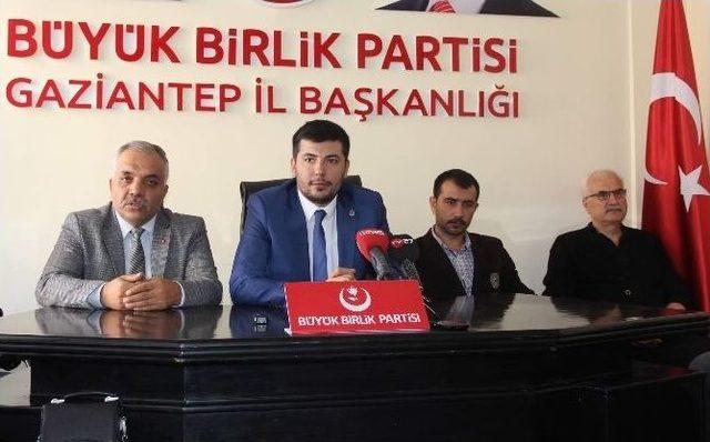 Alperen Ocakları Genel Başkanı Ahmet Tarık Sarı: