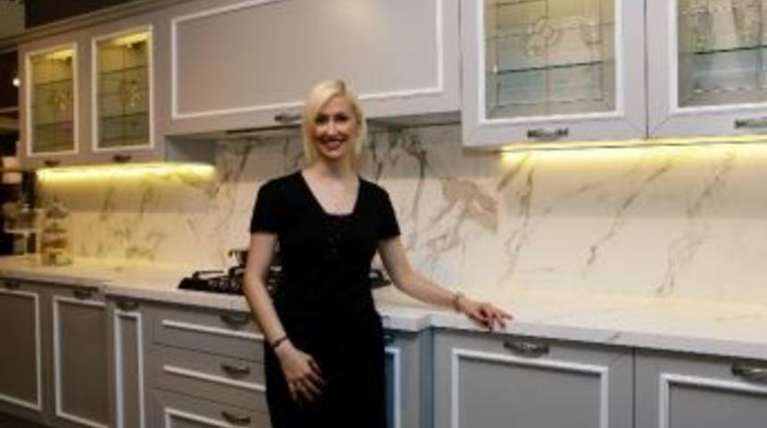 "kadınlar 10 Yılda Bir Mutfağını Yeniliyor"