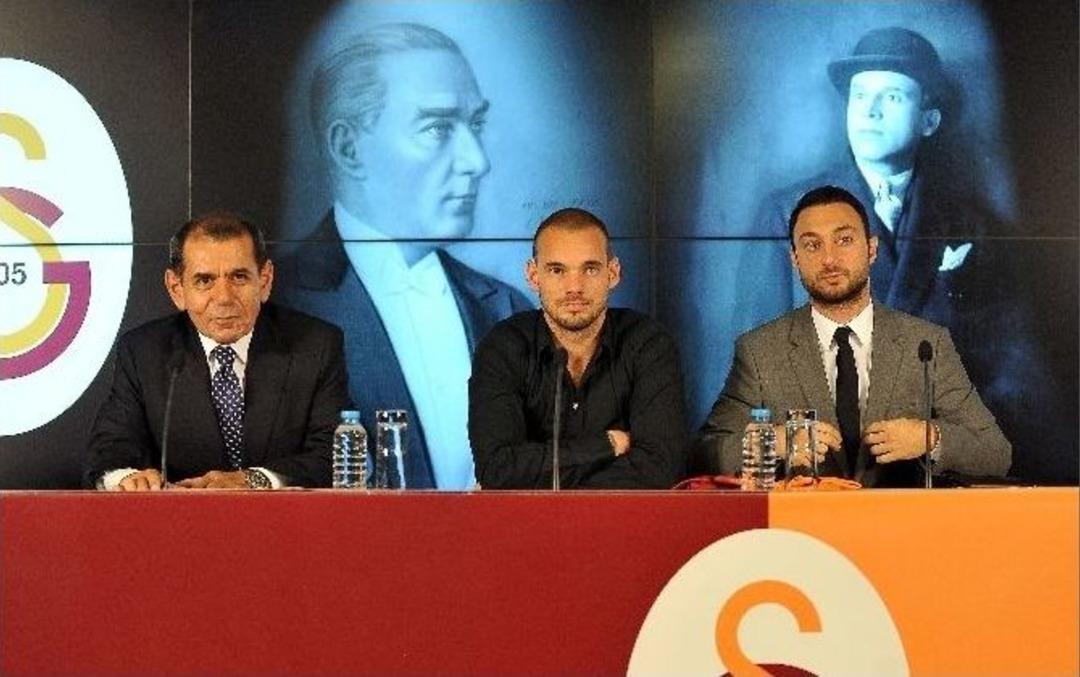 &Ouml;zbek: &ldquo;sneıjder Y&ouml;netim Kadrosunda &Ccedil;alışmayı Arzu Ediyor&rdquo;