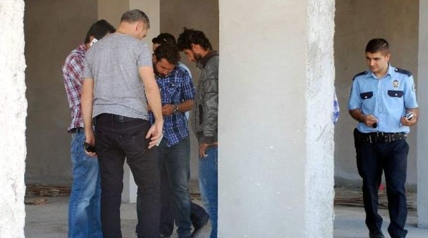 Ş&uuml;pheli Şahıs Polisi Harekete Ge&ccedil;irdi