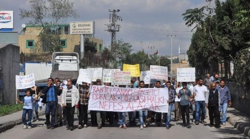 Dilovası Halkı Adatepe&rsquo;de Kimyasal Tank N&ouml;beti Tutuyor