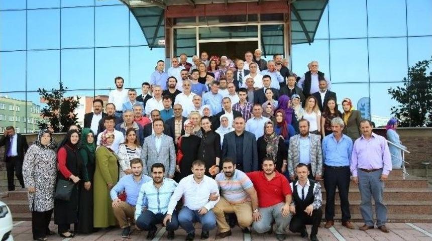 Gen&ccedil;: &ldquo;mesele Se&ccedil;imi Kazanmak Değil Geleceği Kazanmaktır&rdquo;