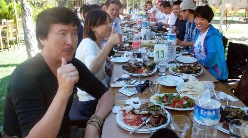 Çinli Turistler Tokat Kebabına Hayran Kaldı