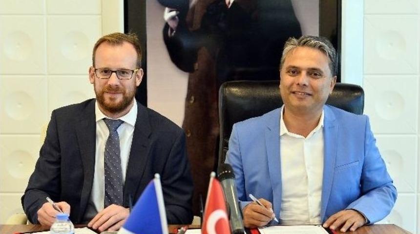 Muratpaşa Prag Dostluğu