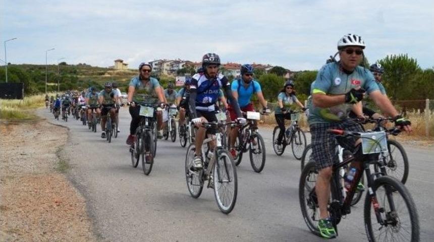 Sağlıklı Kalpler İ&ccedil;in Pedal &Ccedil;evirdiler