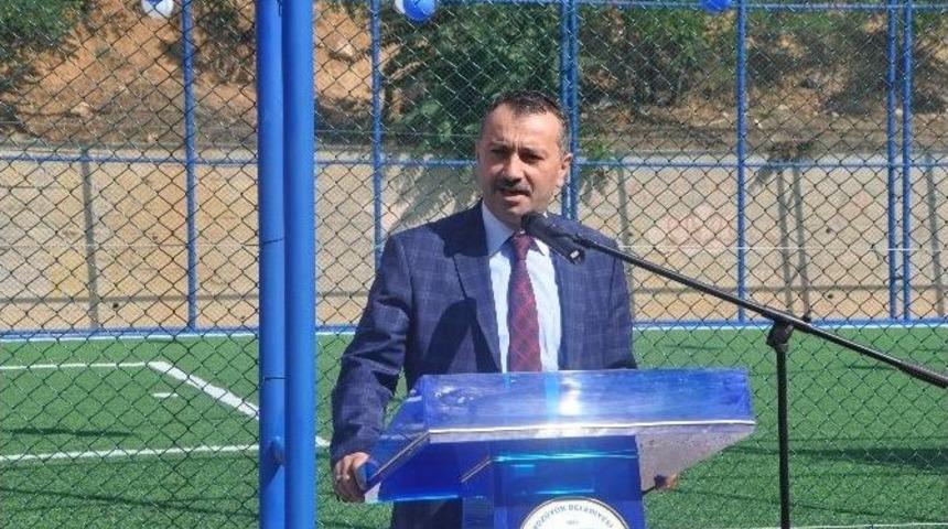 Boz&uuml;y&uuml;k&rsquo;te Sentetik Saha A&ccedil;ılış T&ouml;reni;