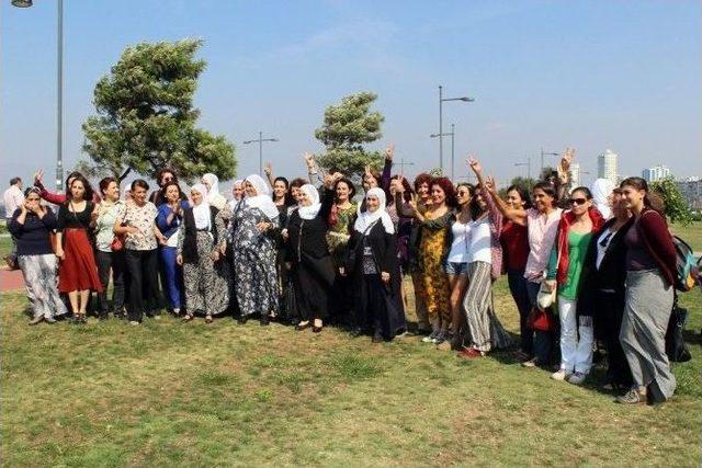 Hdp İzmir Kadın Adaylarını Tanıttı 1