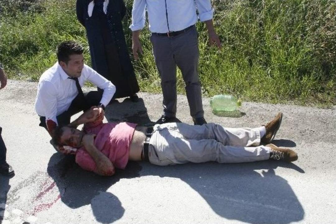 Otomobili Hararet Yapınca Az Kalsın &Ouml;l&uuml;yordu