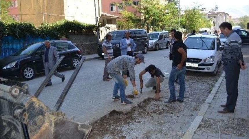 Muş Belediyesi&rsquo;nden Yol Onarım &Ccedil;alışması