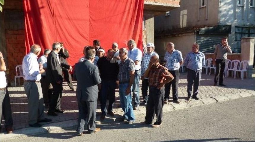 Vali Can&rsquo;dan Şehit Ailesine Taziye Ziyareti