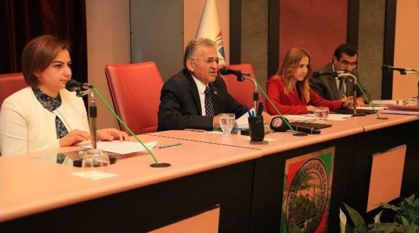 Melikgazi Belediye Meclisi&rsquo;nde 51 Madde Tek Tek Oylanarak Karar Verildi