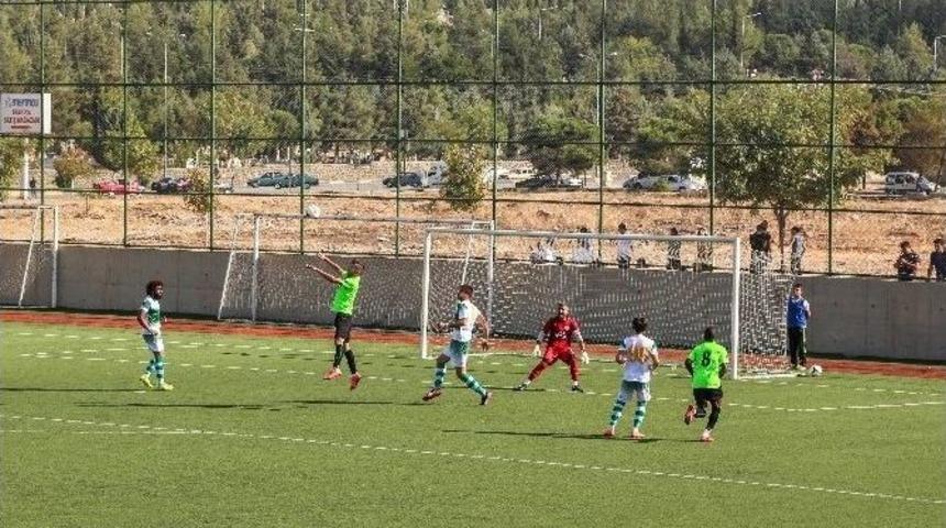 Şehitkamil Belediyespor 2&rsquo;de 2 Yaptı