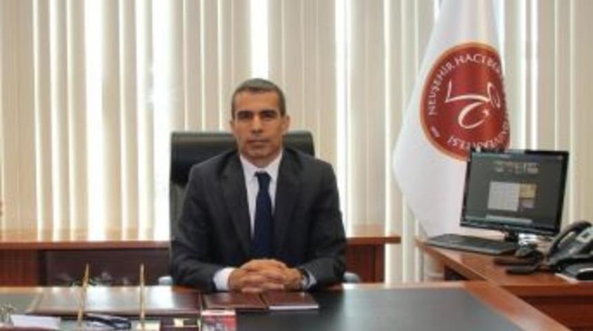 G&uuml;zel Sanatlar Fak&uuml;ltesi Dekanlığına Prof. Dr.k&ouml;&ccedil;er Atandı