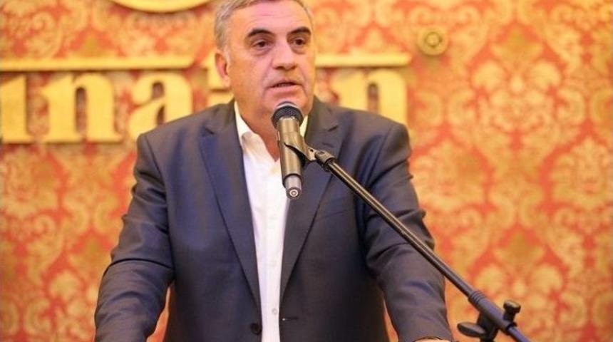 Ak Parti Ailesi Birlik Yemeğinde Buluştu