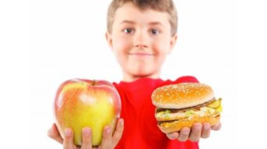 &Ccedil;ocukları Obeziteden Korumak Ne Yapılmalı?