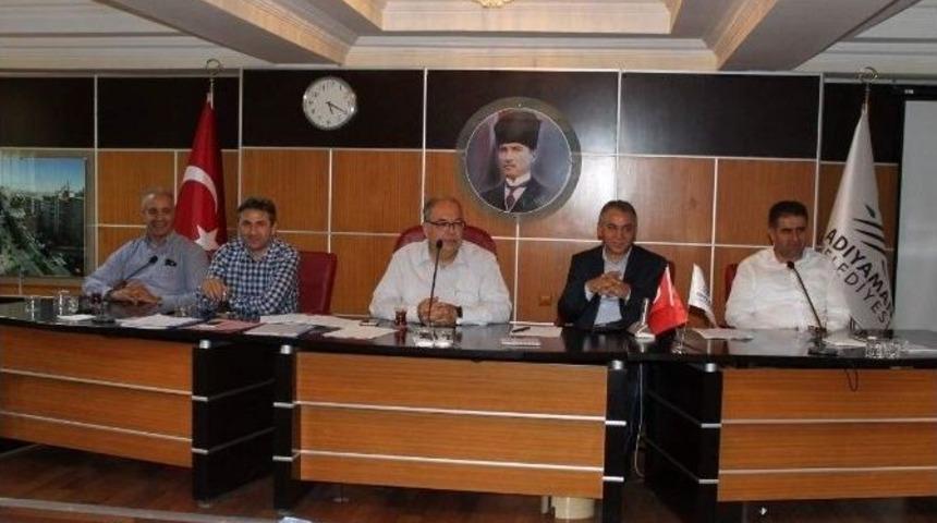 Ak Parti Milletvekilleri Meclis Toplantısına Katıldı