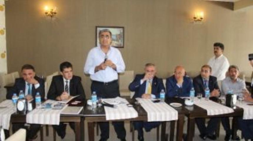 Karaman&rsquo;da Ak Parti İl Teşkilatı Basınla Buluştu