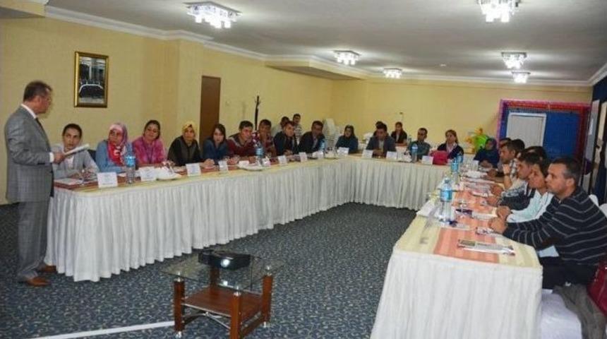 Afyonkarahisar&rsquo;da 112 Acil Servis Personeline Y&ouml;nelik Başlatılan Eğitim &Ccedil;alışması Devam Ediyor