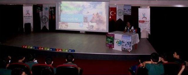 Iğdır’da Dünya Hayvanları Koruma Günü Seminerleri