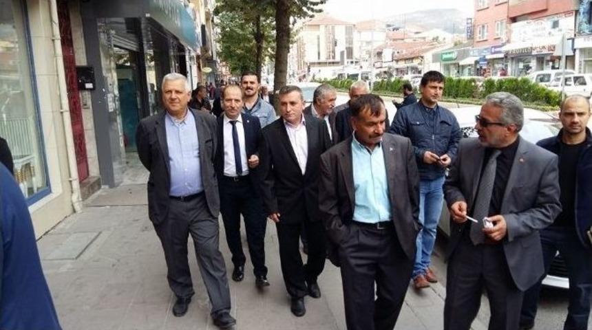 Mhp Milletvekili Adayları Boz&uuml;y&uuml;k&rsquo;te Esnafı Gezdi