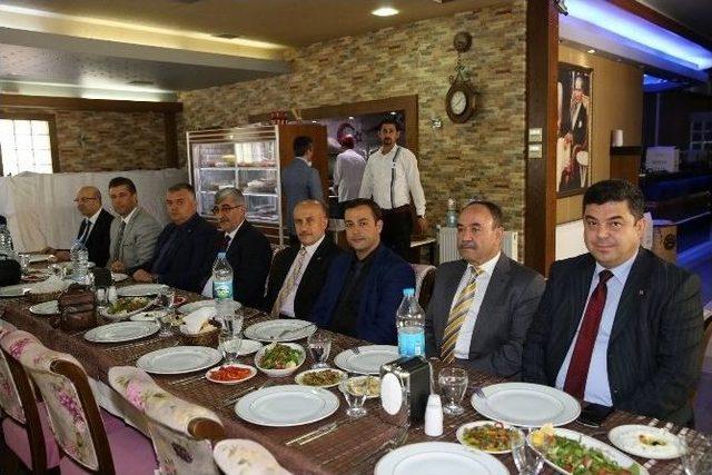 Manisa’ya Hizmet İçin Toplandılar