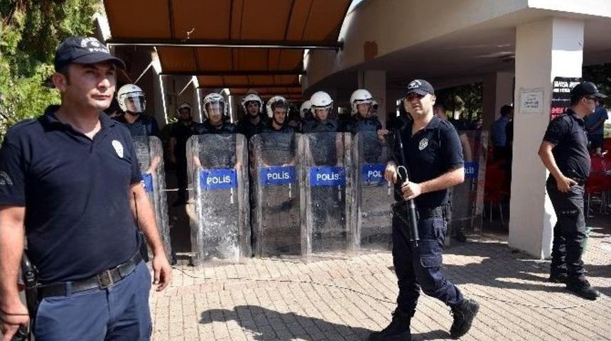 Mersin &Uuml;niversitesi&rsquo;nde Gerginlik