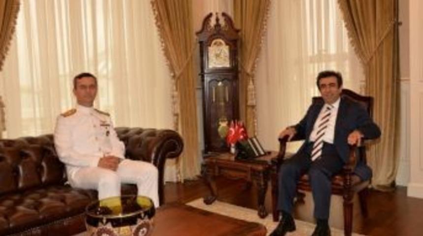 Vali G&uuml;zeloğlu Deniz Hava Komutanını Kabul Etti