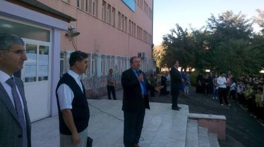 Biraralık Ortaokulu Yeni Yerinde Normal Eğitime Ge&ccedil;ti