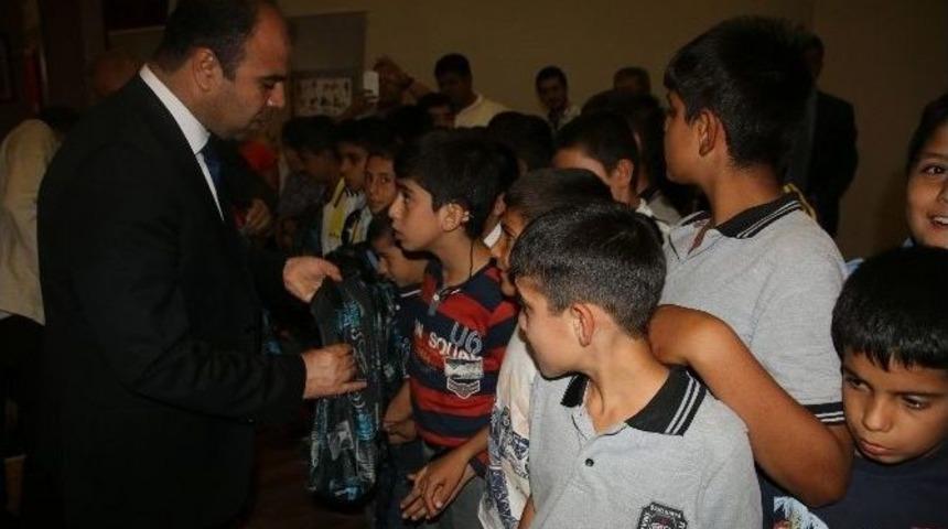 B&uuml;y&uuml;kşehir&rsquo;den 20 Bin &Ouml;ğrenciye Kırtasiye Yardımı