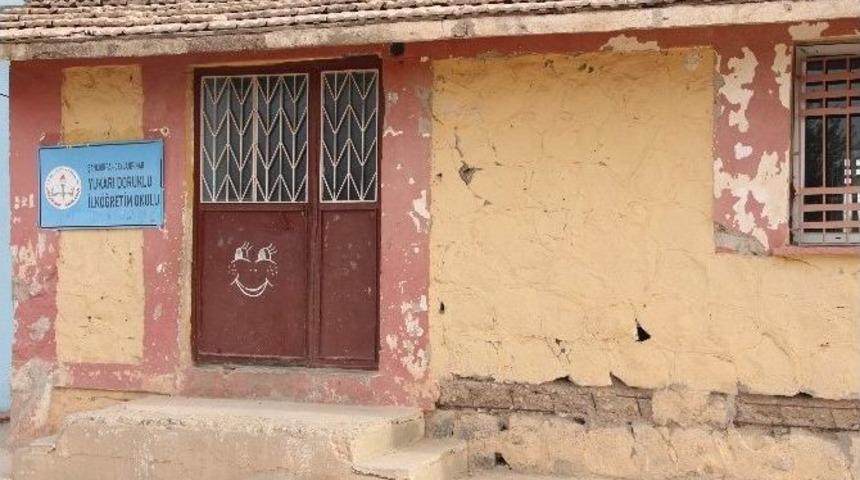 Ceylanpınar&rsquo;daki Okulda &Ccedil;&ouml;kme Tehlikesi