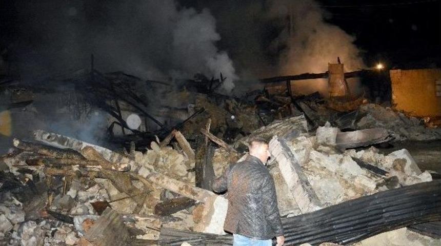 G&uuml;m&uuml;şhane&rsquo;de Yangın