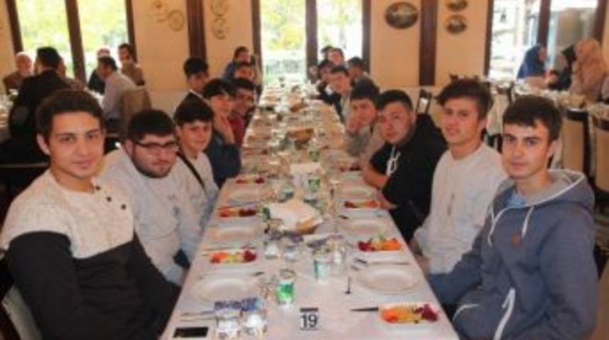 Danimarka&rsquo;da Yaşayan T&uuml;rk &Ouml;ğrenciler Bursa&rsquo;yı Ziyaret Etti