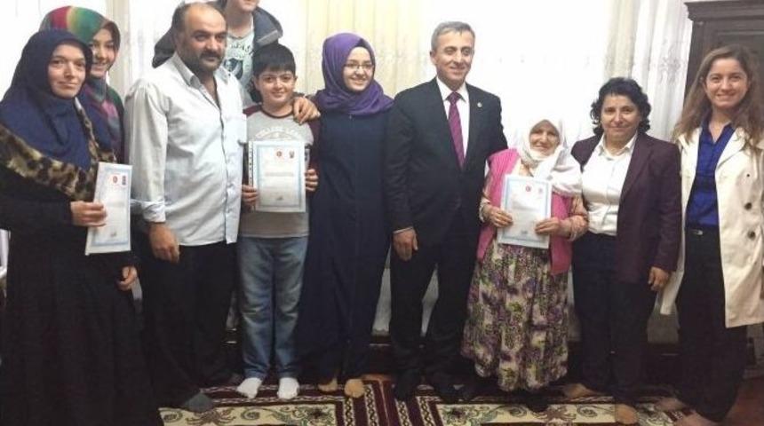 Okmeydanı&rsquo;nda Tapu Sevinci Devam Ediyor