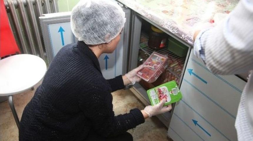 Sultanbeyli Belediyesi&rsquo;nden Kantin Denetimi