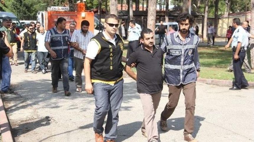 Hayali Arazi Cinayetine 5 Tutuklama