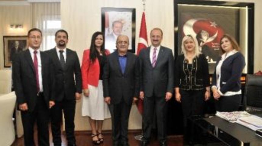 Akg&uuml;l&rsquo;den En Fazla İhracat Yapan &Uuml;reticiye Takdir Belgesi