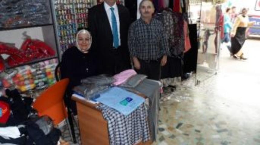 İzmit Belediyesi&rsquo;nden 250 &Ouml;ğrenciye Yardım