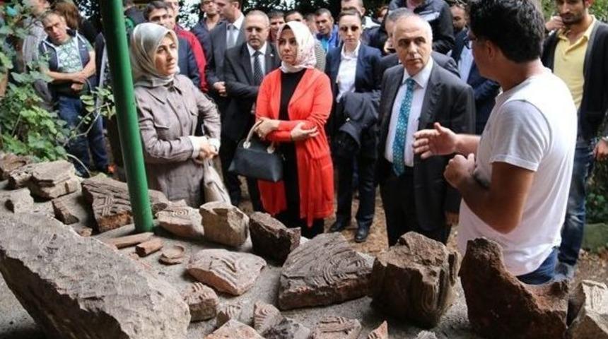 "umut Evi" Sakinlerinin Ada Keyfi