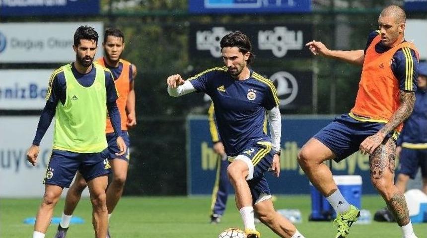 Fenerbah&ccedil;e, Kayserispor Ma&ccedil;ının Hazırlıklarını S&uuml;rd&uuml;r&uuml;yor