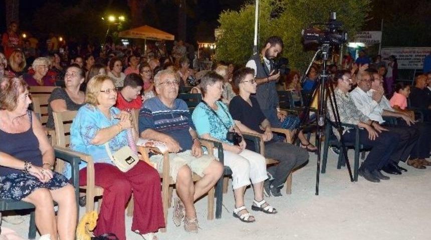 Kardeş Girne&rsquo;de, Muratpaşa&rsquo;nın Sesi Sazı Coşturdu