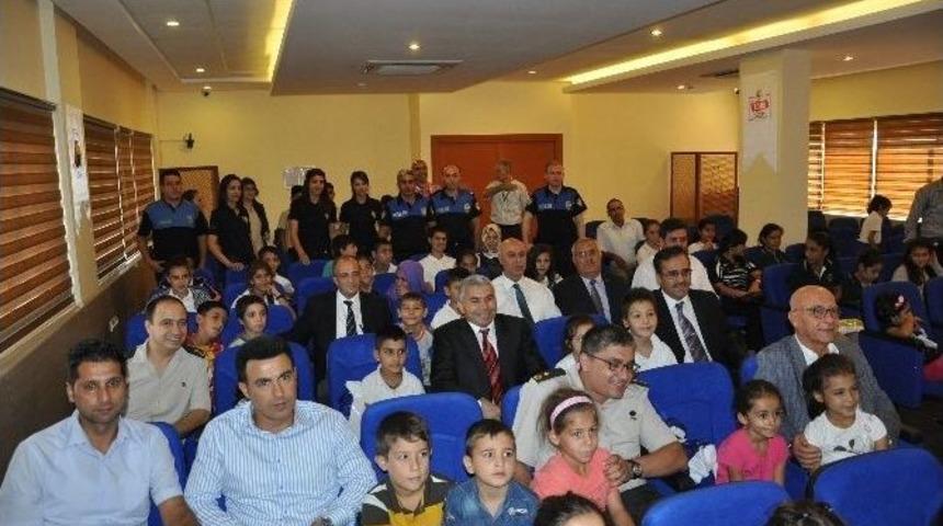 Tarsus&rsquo;ta 680 &Ouml;ğrenciye Giysi Yardımı