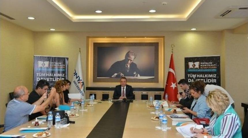 Antalya Konyaltı Kitap Fuarı 6. Kez Kapılarını A&ccedil;ıyor