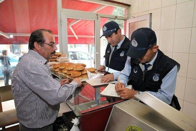 Büyükşehir Zabıtasından Fırınlara Sıkı Denetim