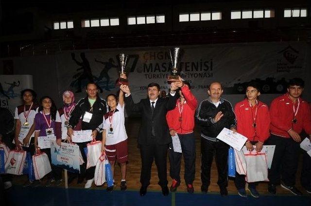 7. Türkiye Masa Tenisi Şampiyonası Trabzon’da Yapıldı