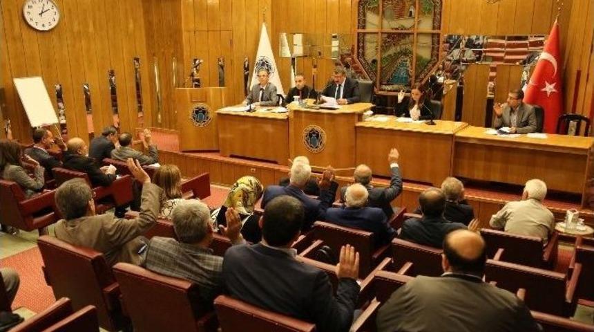 Battalgazi&rsquo;de 102 Mhutara Diz&uuml;st&uuml; Bilgisayar Alınacak