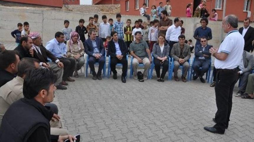 Dbp Eş Genel Başkanı Y&uuml;ksek, Ezidileri Ziyaret Etti