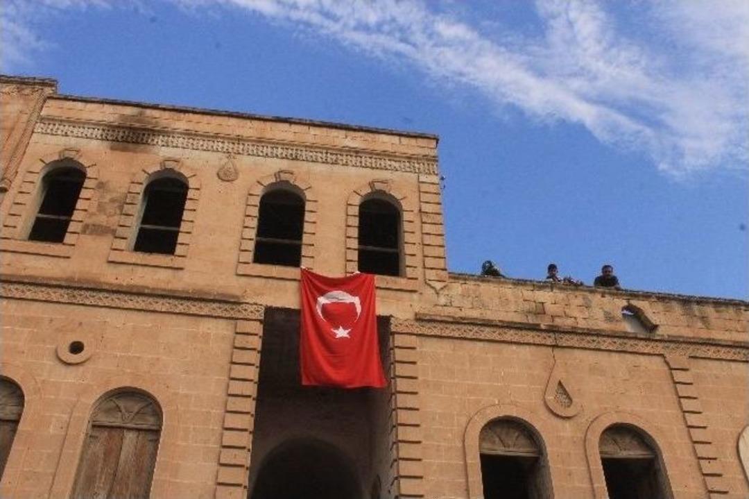 Mardin&rsquo;de Nobel Sevinci