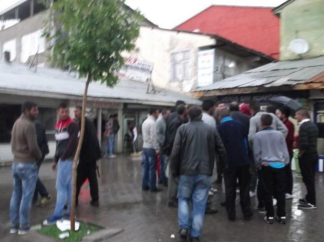 Varto&rsquo;da Alacak-verecek Kavgası: 1 &Ouml;l&uuml;, 1 Yaralı