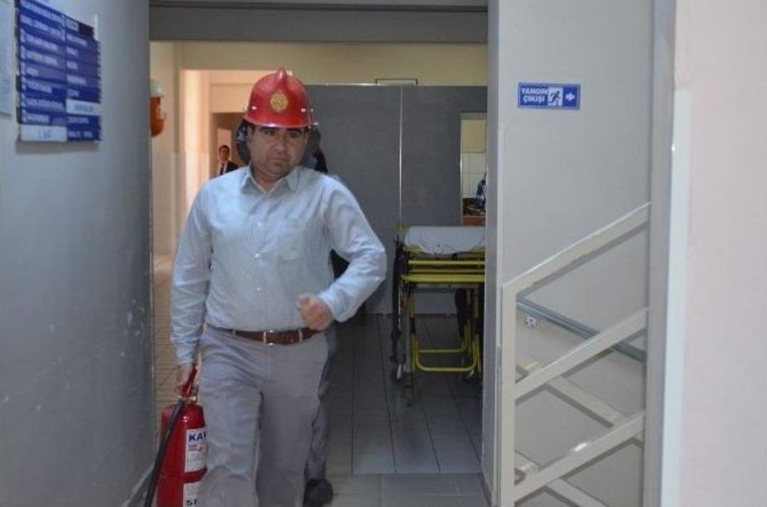 Kula Devlet Hastanesi&rsquo;nde Yangın Tatbikatı Yapıldı