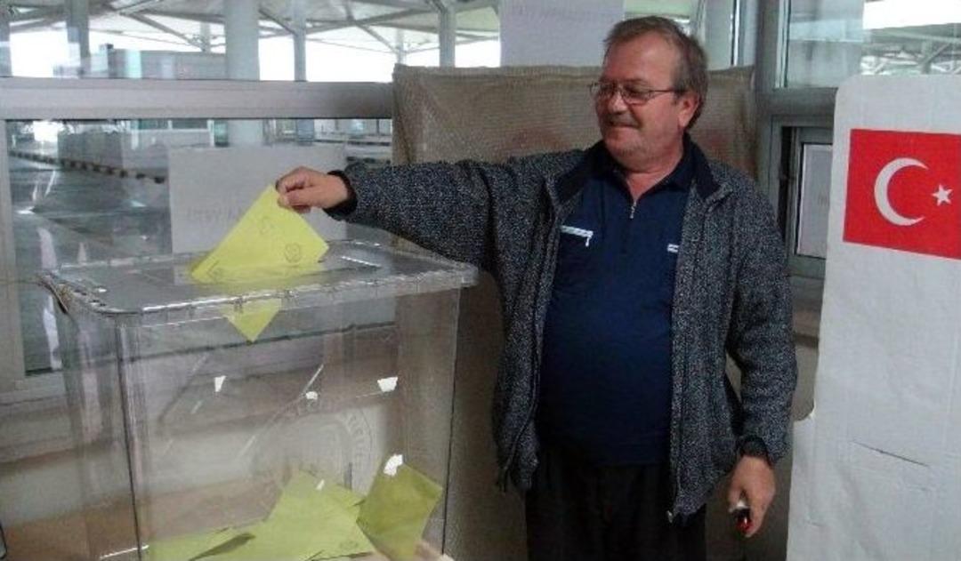 Kapıkule&rsquo;de Oy Kullanma İşlemi Başladı